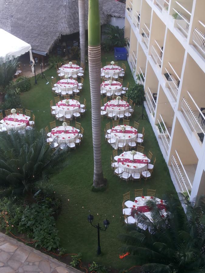 Giraffe Ocean View Hotel Dar es Salaam Exteriör bild